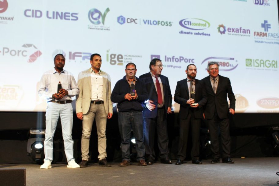 Semen Cardona congratulates the Porc d’Or 2019 awards winners